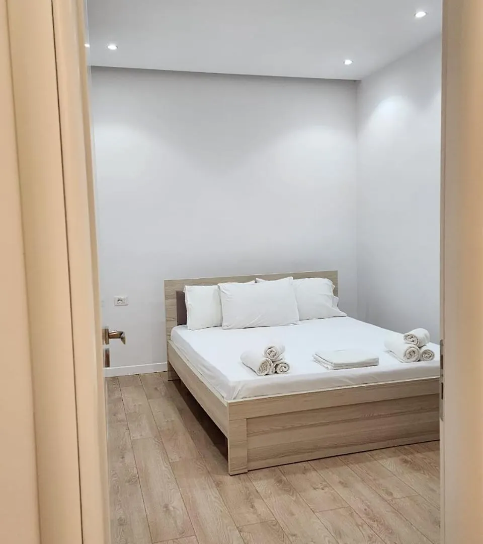 Apartments Dian Ksamil
