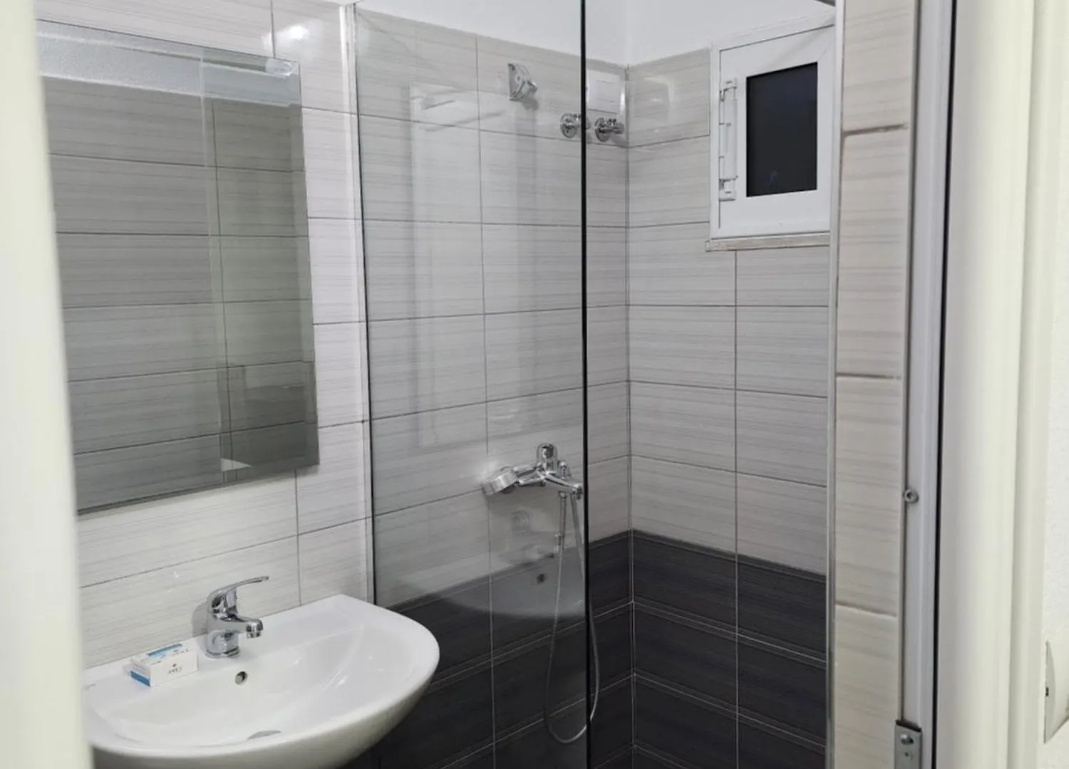 Apartments Dian Ksamil